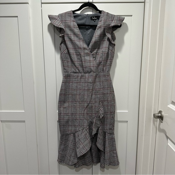Lulus Poised For a Promotion Grey Glen Plaid Ruffle Midi Dress Size Small - Picture 4 of 9